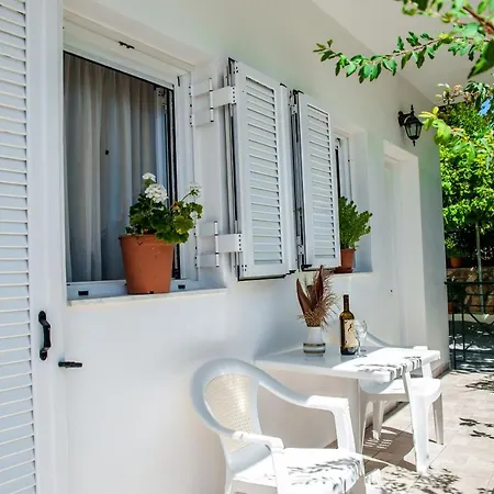 Thimios Apartmanhotel *